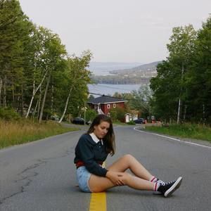 Meet your Posher, Sarah-ève